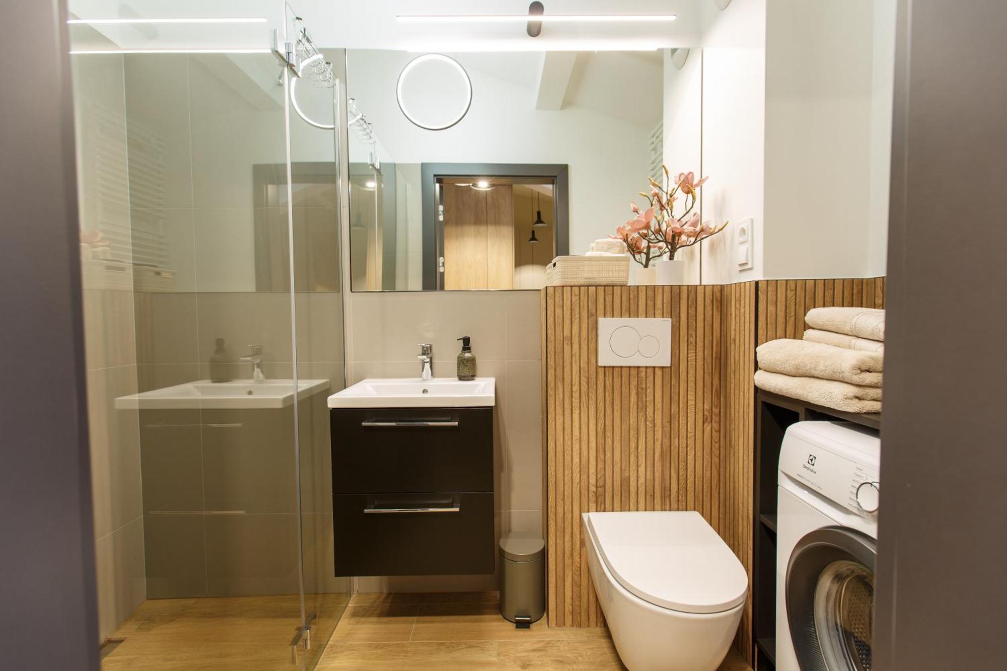 Premium 57, Faktura Vat, Obok Rynku Centrum, Parking Apartment Kielce